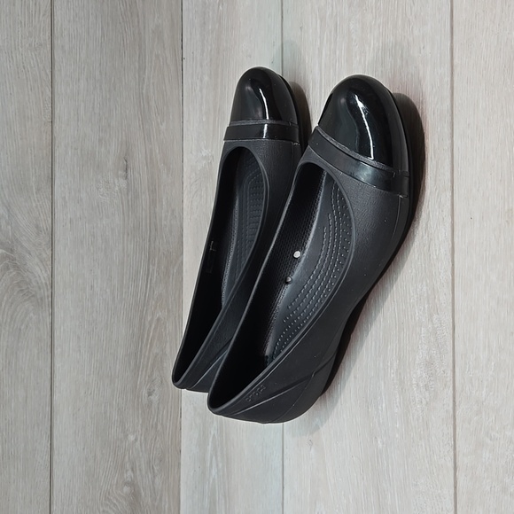 Crocs Women Rubber Loafer Slip on cap toe  shoes sz 7 - Picture 2 of 10